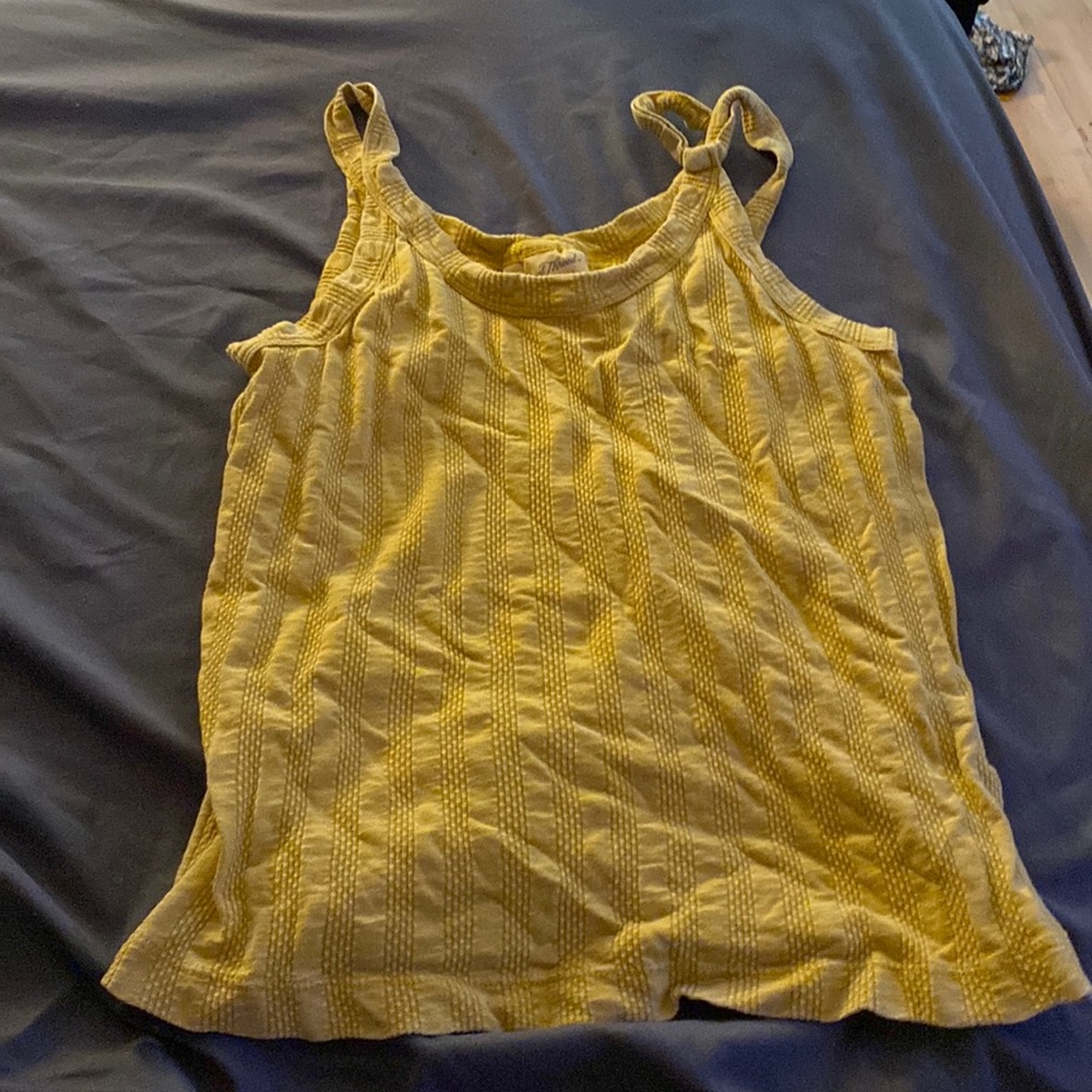 Universal thread small yellow tank top